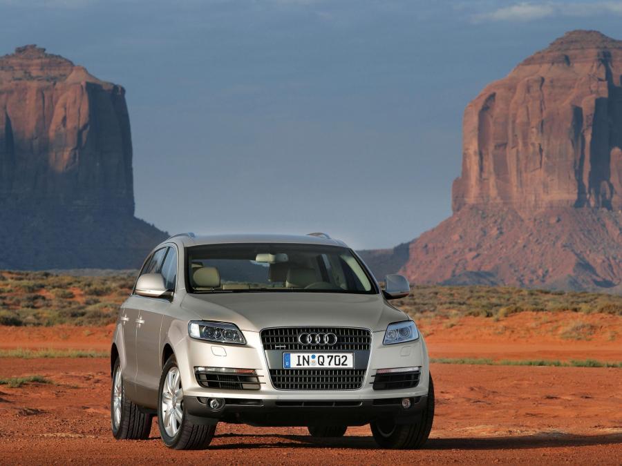  Audi Q7 3.0 TDI Quattro (4L) 2005 года  (фото 8 из 29)